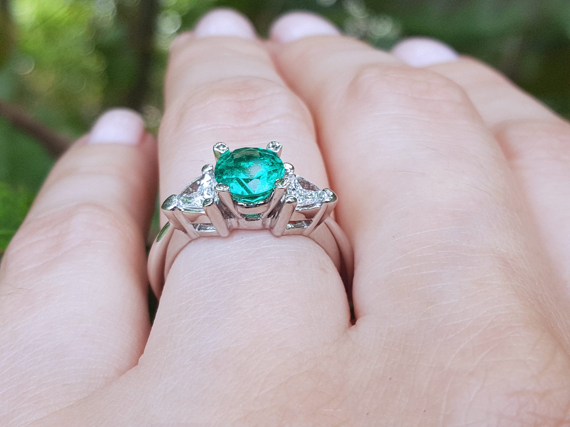 Women&#39;s Colombian emerald ring