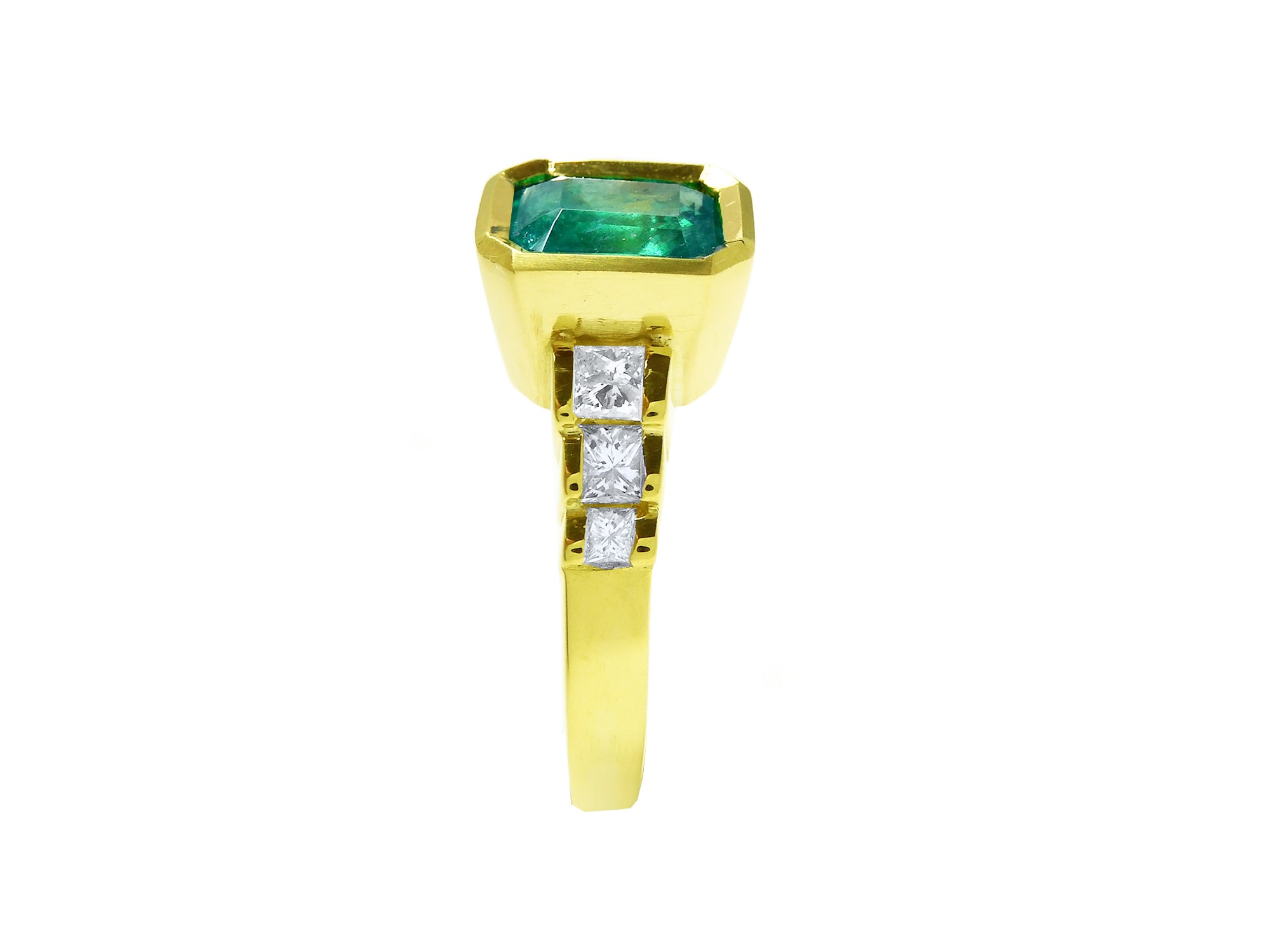 Muzo Colombian emerald rings for women