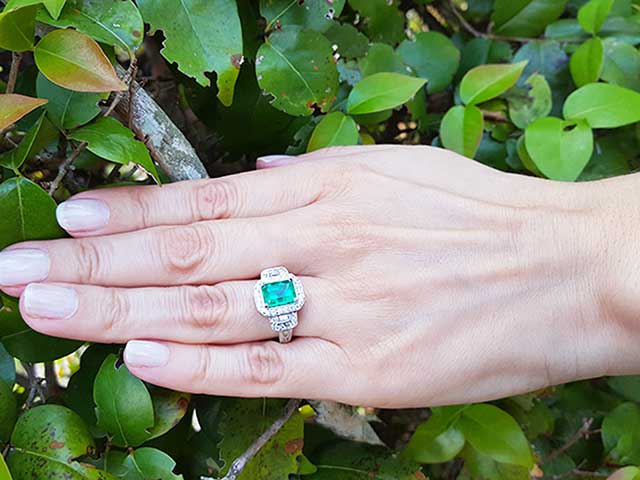 Emerald Ring, Real Emerald Solitaire Ring 1.13 Carats Appraised At 339.00,  Sterling Silver Genuine Emerald Jewellery, Size 7, Oval Cut