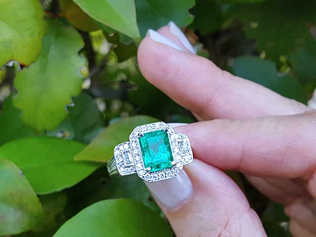 Large Oval Emerald Ring Stack Rose Gold Halo Diamond Wedding Ring Set | La  More Design