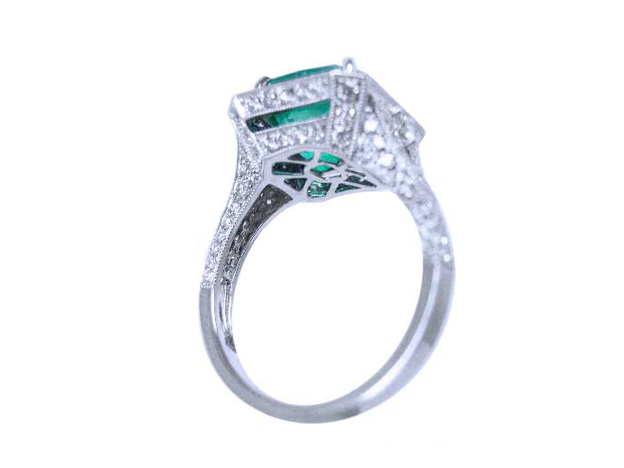 18k gold emerald ring for women