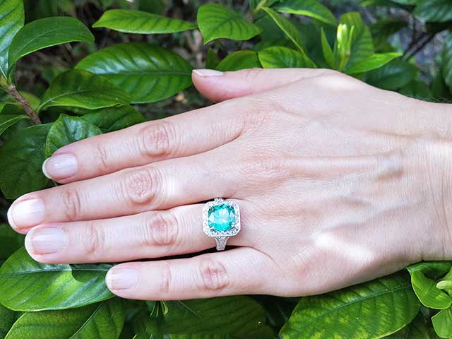 Real emerald rings for women