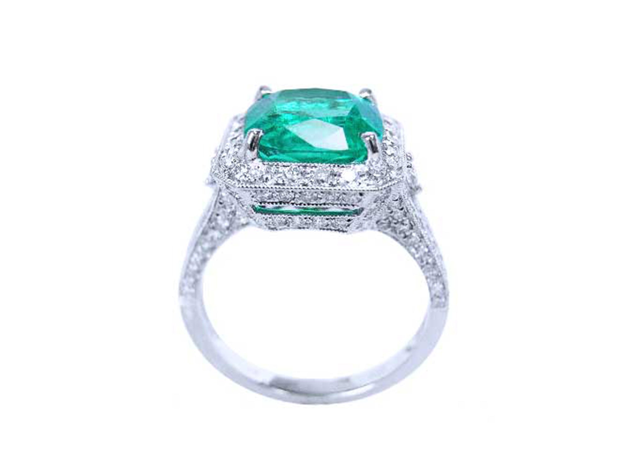 Cushion cut emerald and diamond ring for women