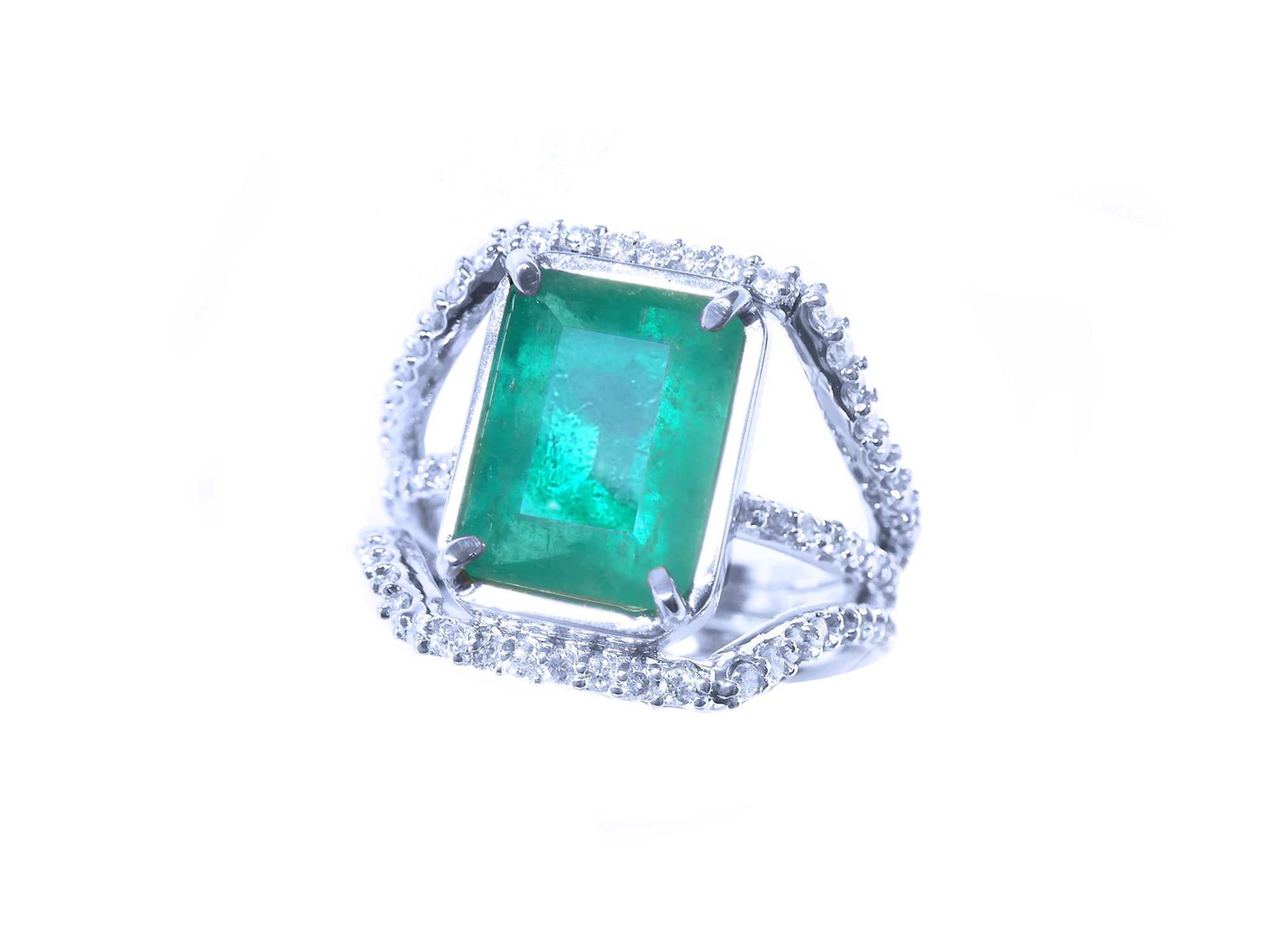 Emerald and diamond ring for women