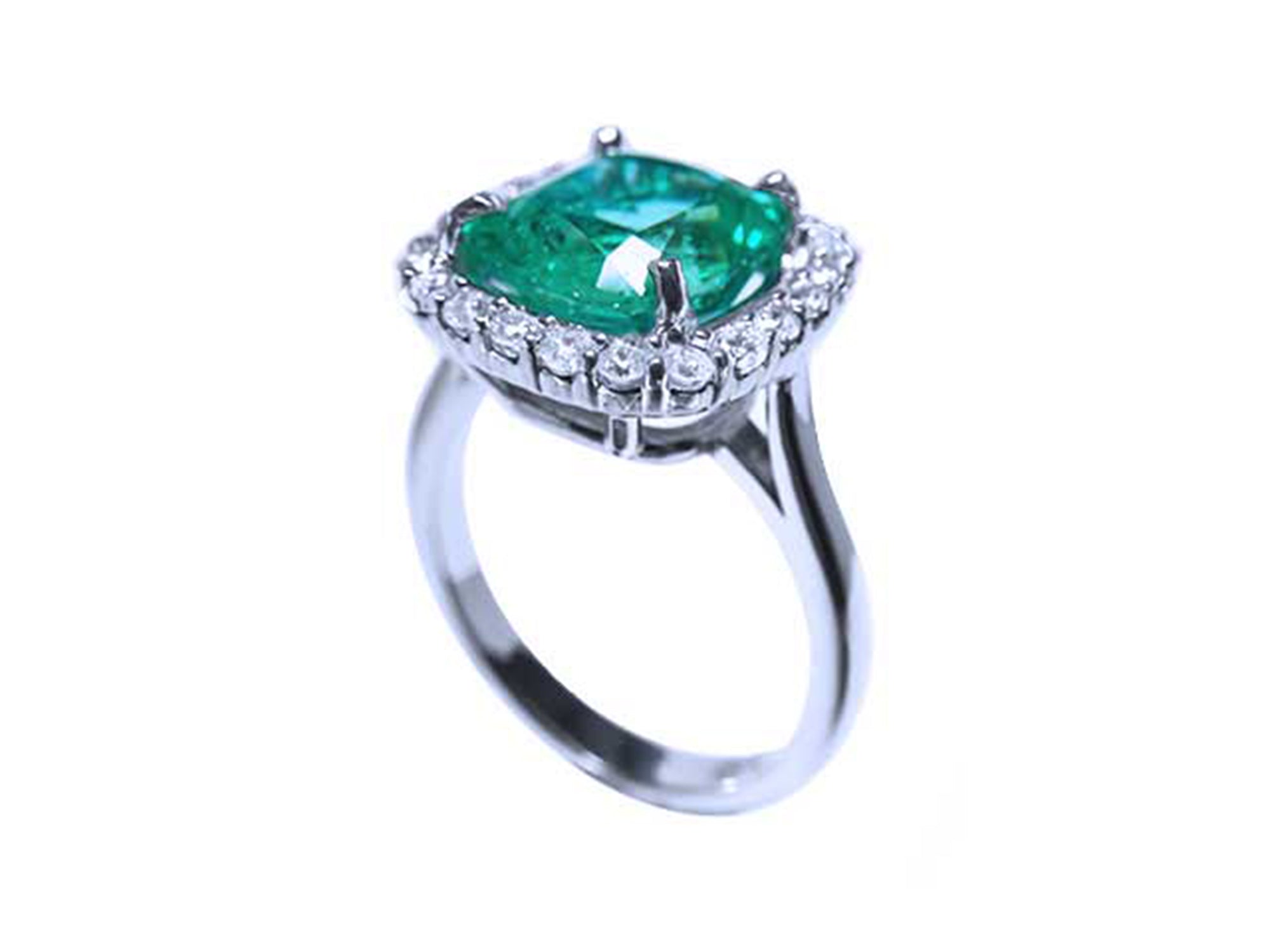Cushion cut halo diamonds women&#39;s ring