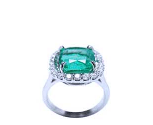 Cushion Cut Emerald Rings