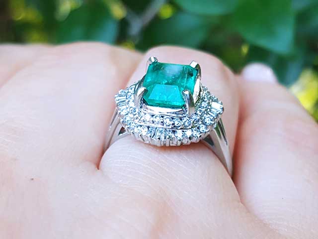 Emerald-cut real emerald rings-5