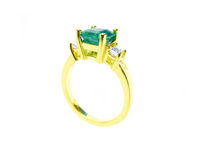 Fine 18k gold emerald Jewelry for women