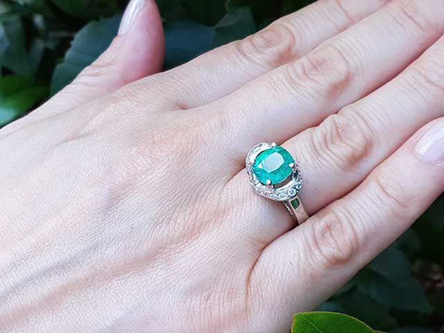 Real Muzo emerald rings for women