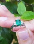 Women emerald engagement rings size 