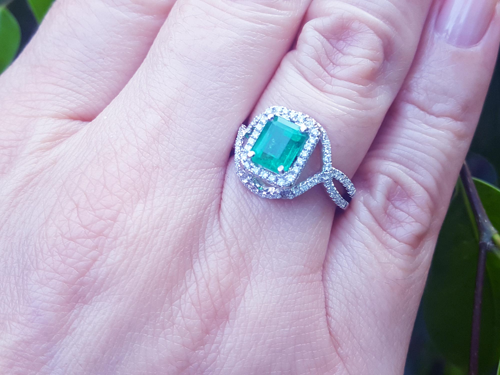 Genuine emerald ring