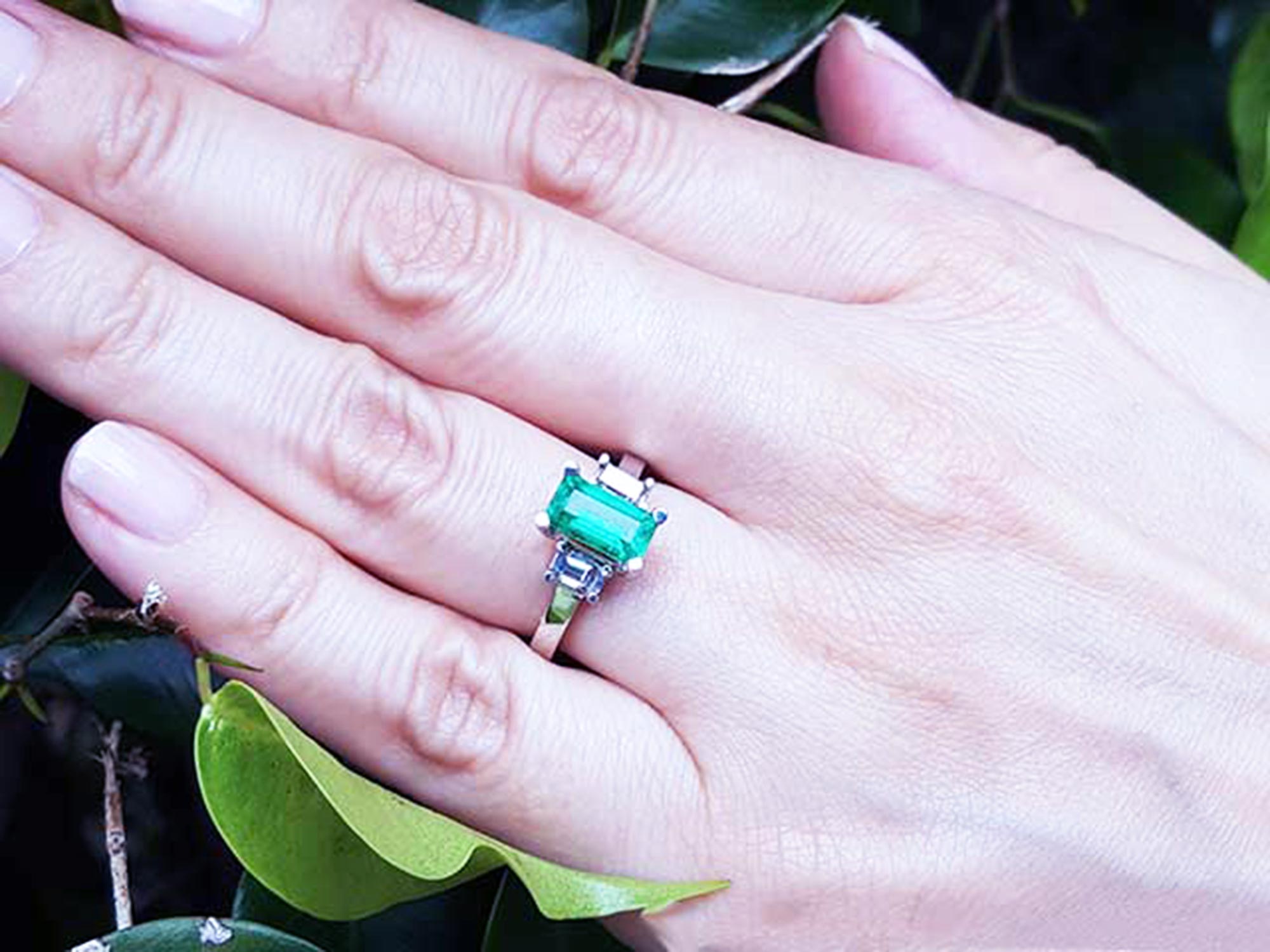 Authentic Colombian emerald ring