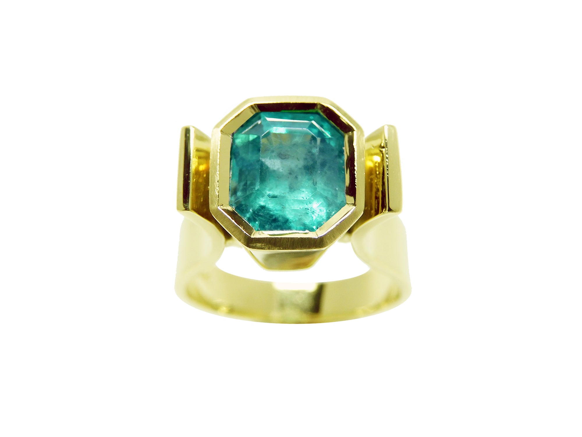 Emerald solitaire ring for women
