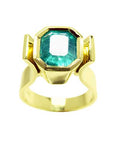 Solitaire Women’s emerald rings