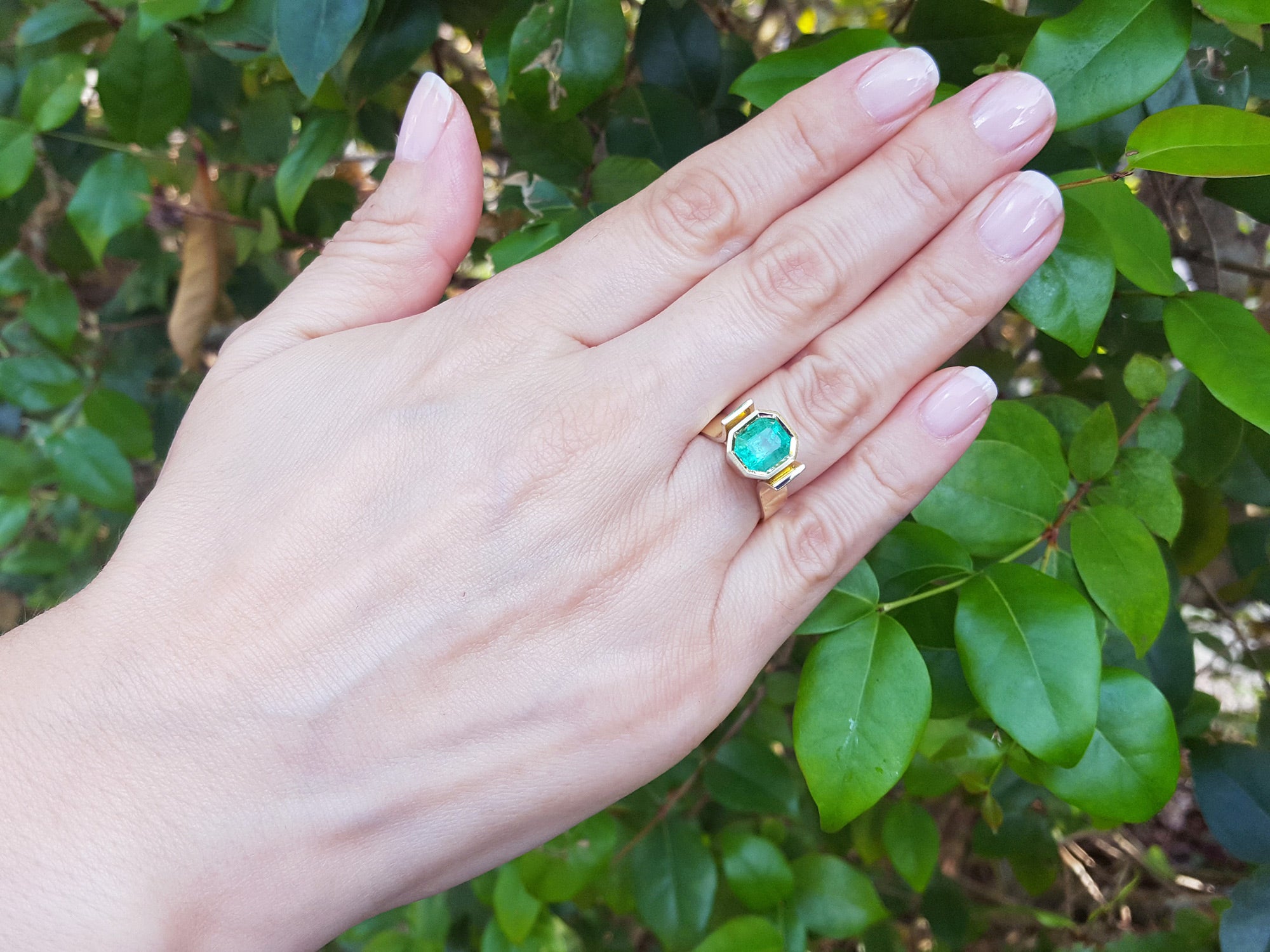 Mother&#39;s Day gift emerald solitaire ring