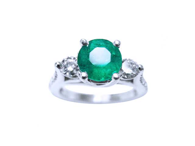 White and yellow gold fine emerald