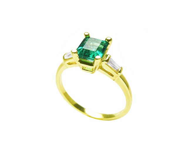 Emerald and baguette diamonds mother&#39;s day rings