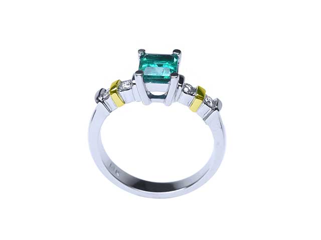 Green emerald Women’s rings