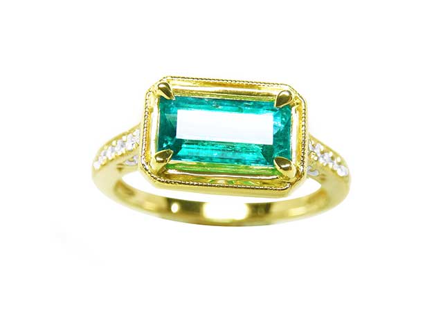 Affordable emerald jewelry for mother’s day