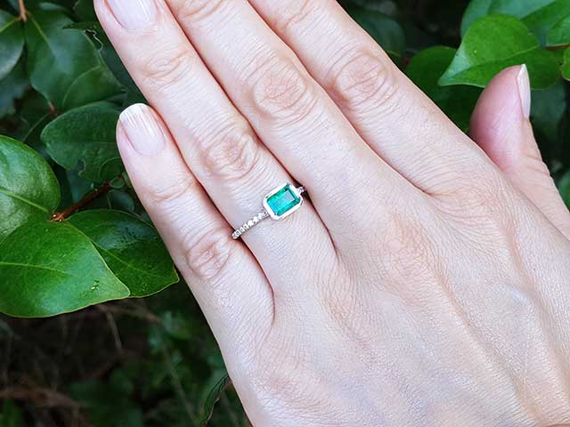 affordable authentic Colombian emerald rings