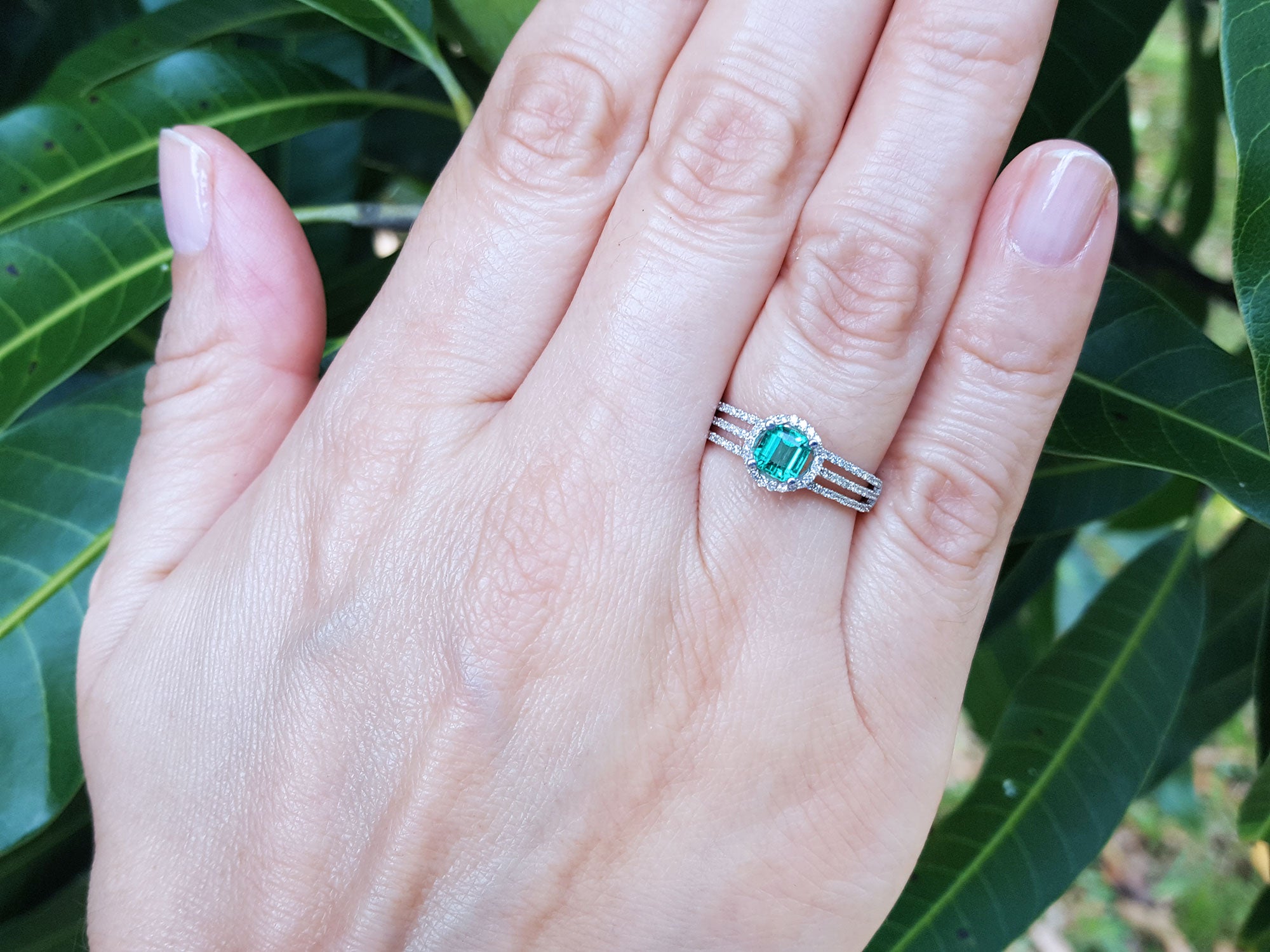 Authentic Colombian Emerald ring
