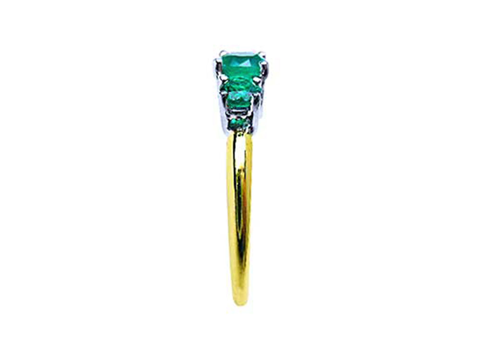 Yellow gold emerald ring