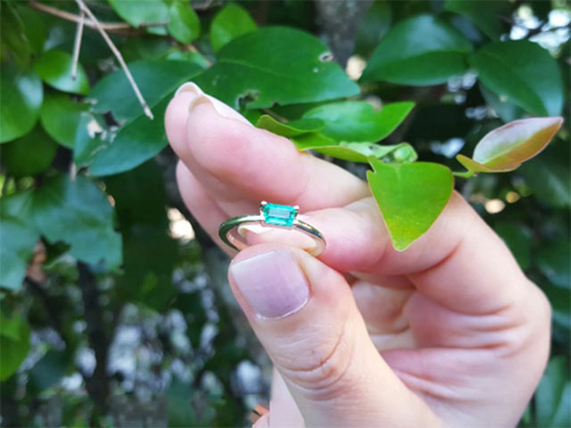 Natural Minimalist solitaire emerald rings