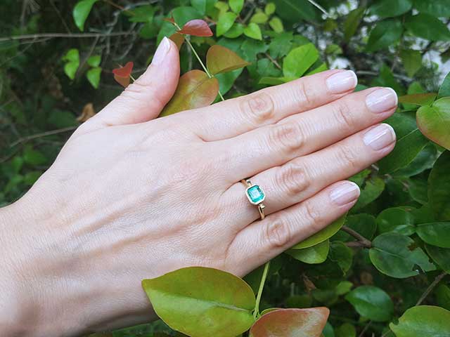 Affordable clearance emerald rings