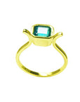 Solitaire Women’s emerald ring