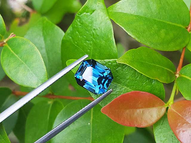 Real loose natural sapphire