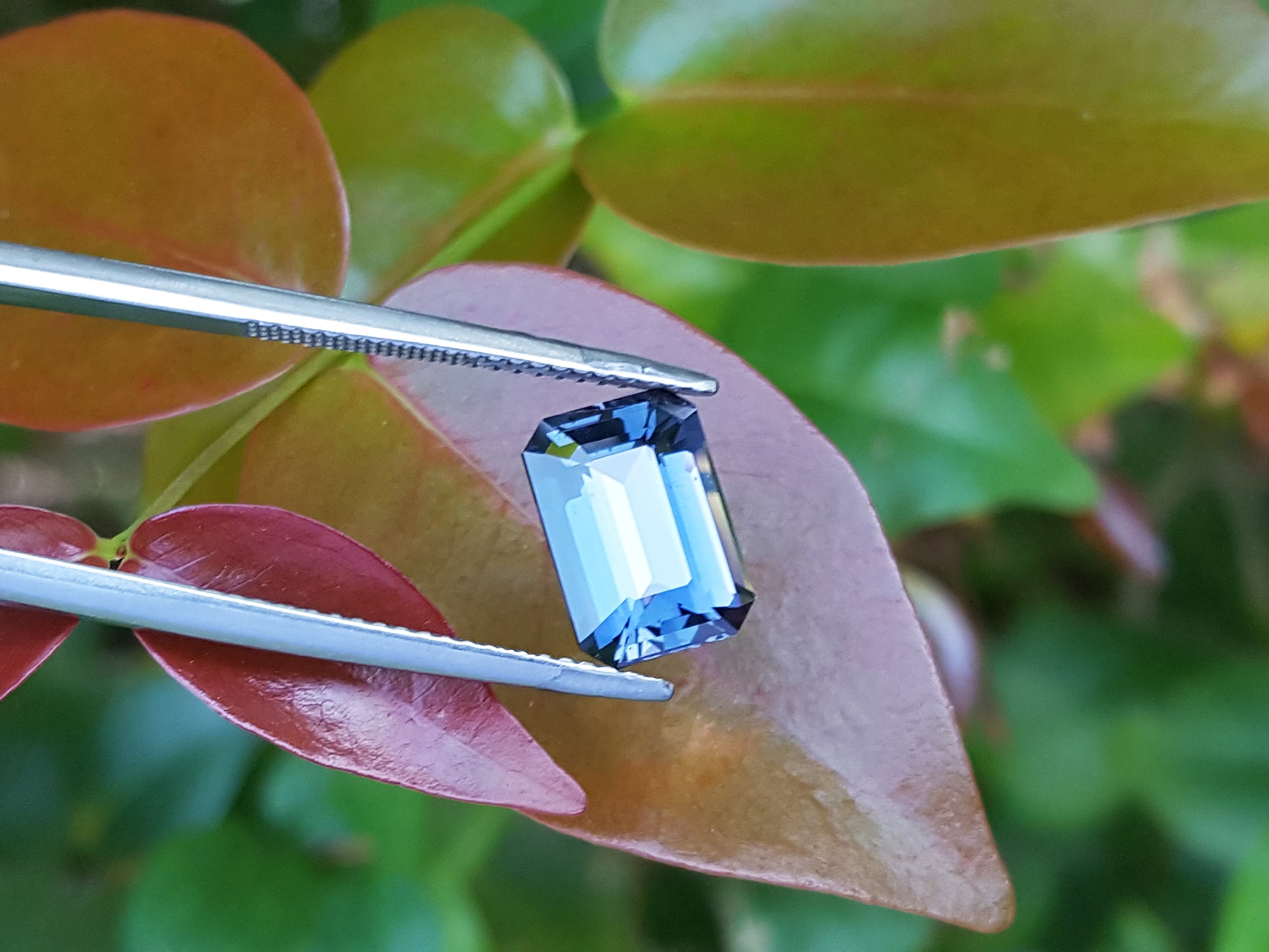 Natural blue sapphire in USA for sale