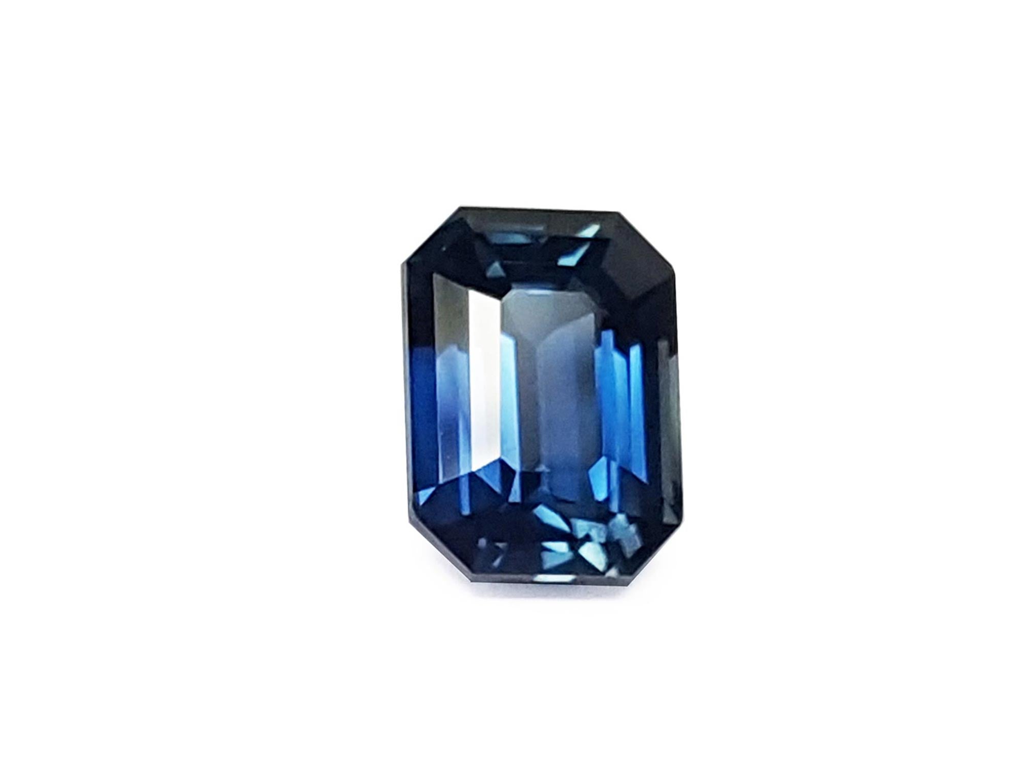 Natural blue sapphire