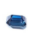 Loose blue sapphire in USA