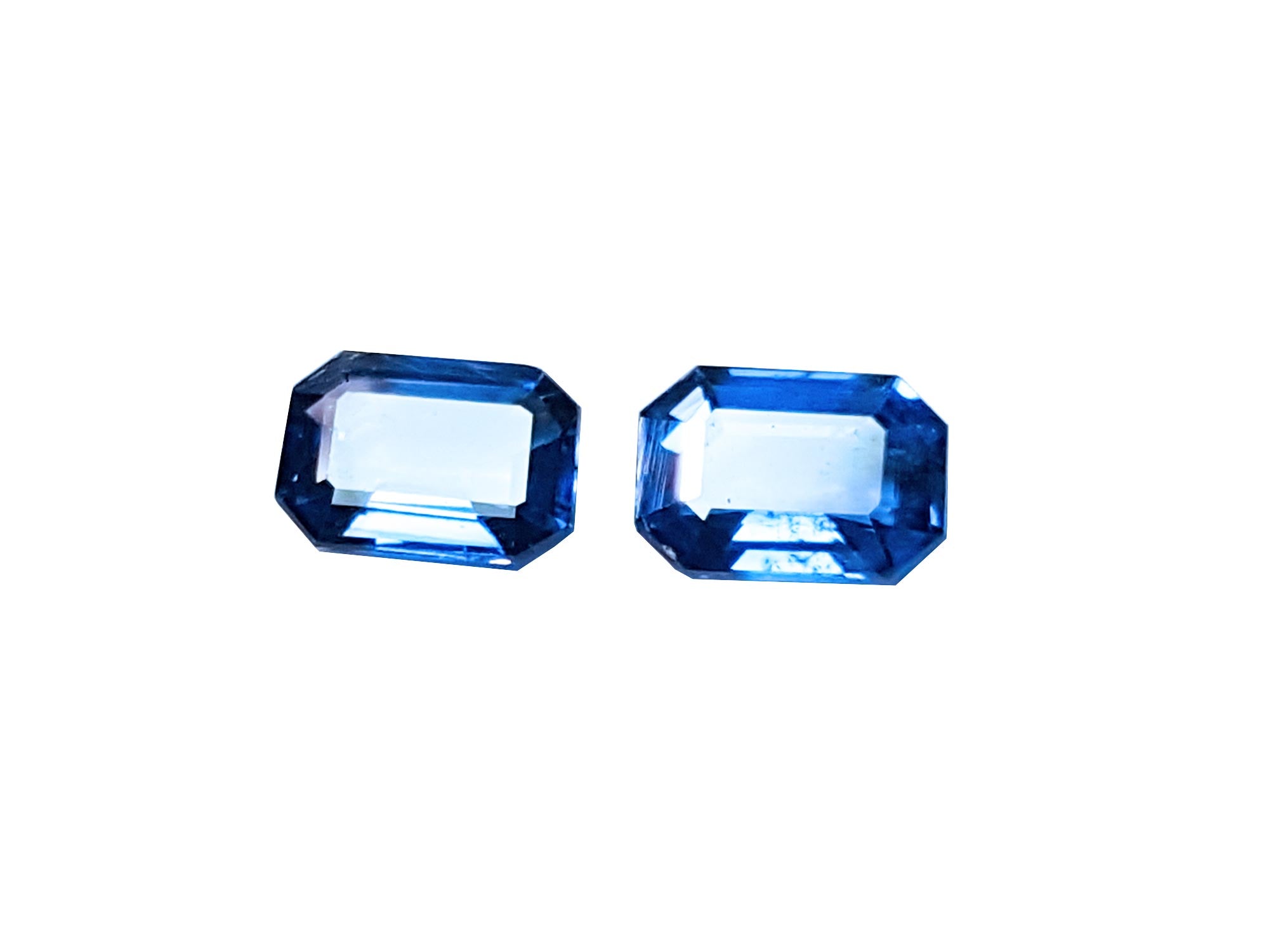 Matching pair blue sapphire