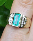 Modern emerald ring, 