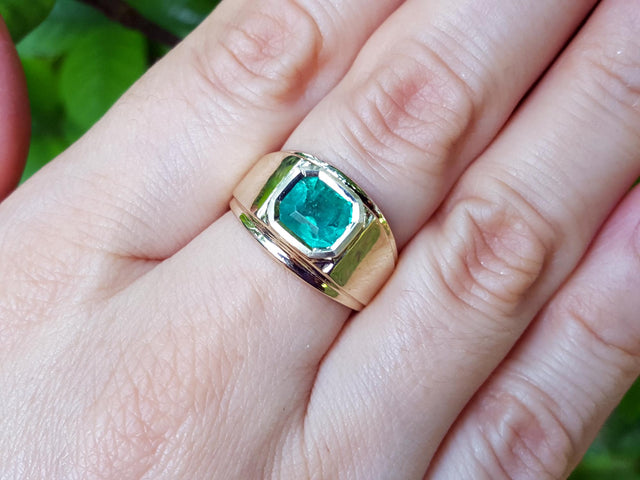 Muzo emerald ring fine jewelry