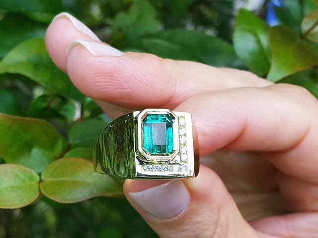 Emerald bezel set men ring