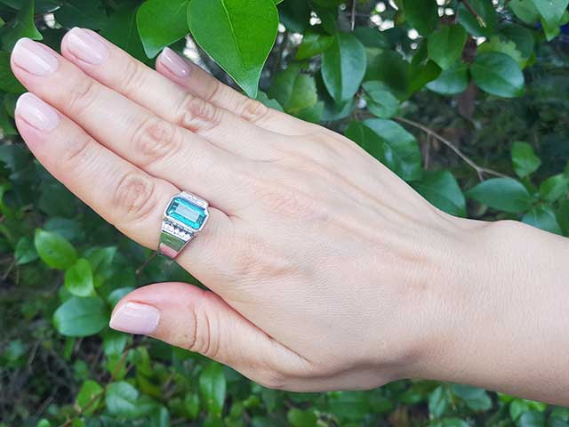 Emerald-cut Emerald Mens Ring 