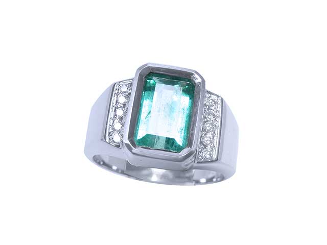 Men’s unique emerald gold rings