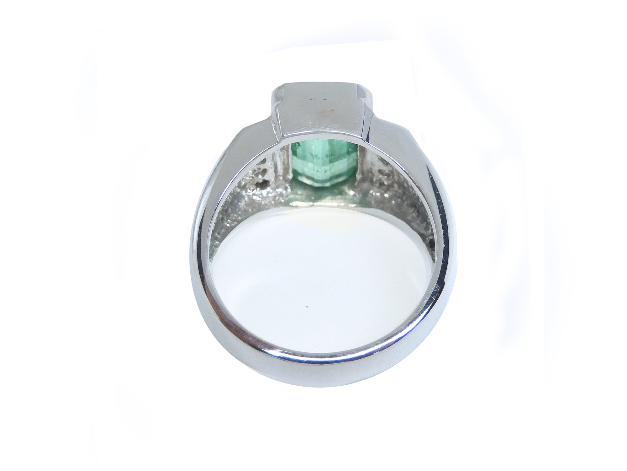 18k white gold men&#39;s emerald rings