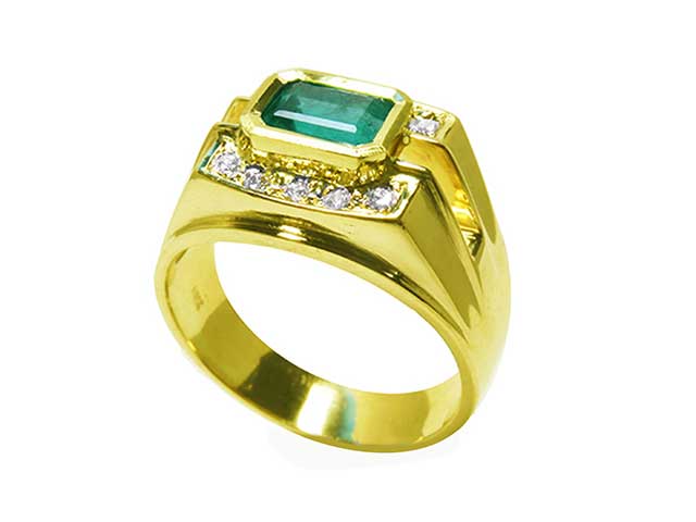 Solitaire men’s emerald ring