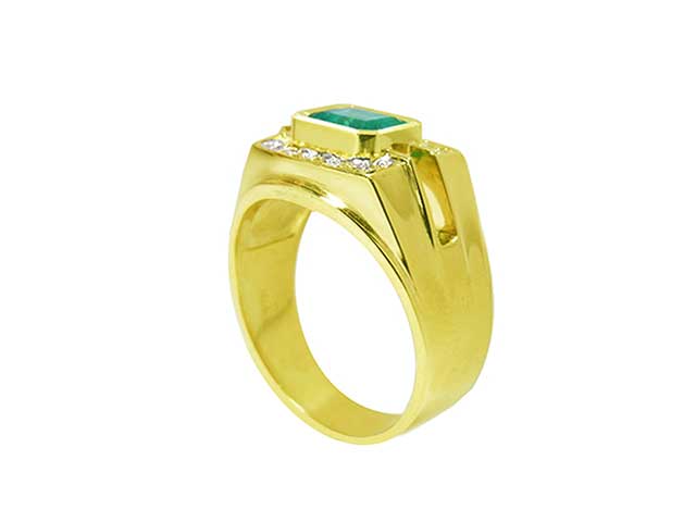 Men’s unique emerald gold rings