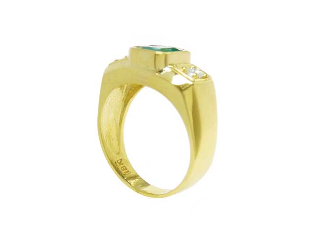 Green gemstone ring for men