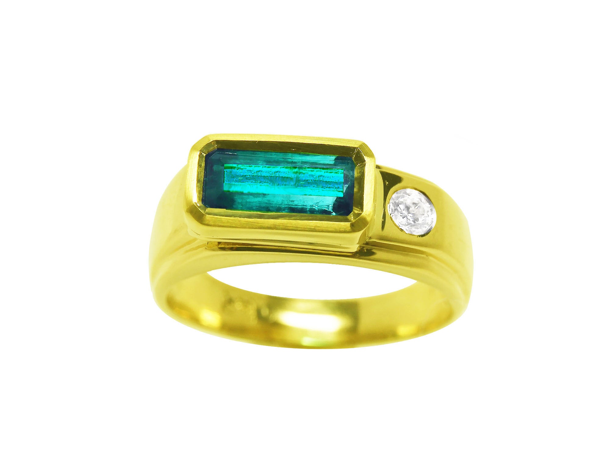 Men’s emerald rings for sale in USA