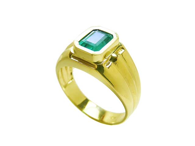 Emerald solitaire ring for men