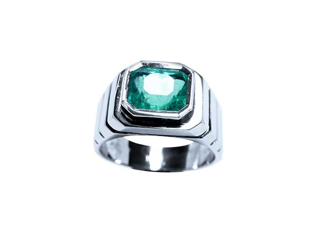18k Men's Emerald Ring