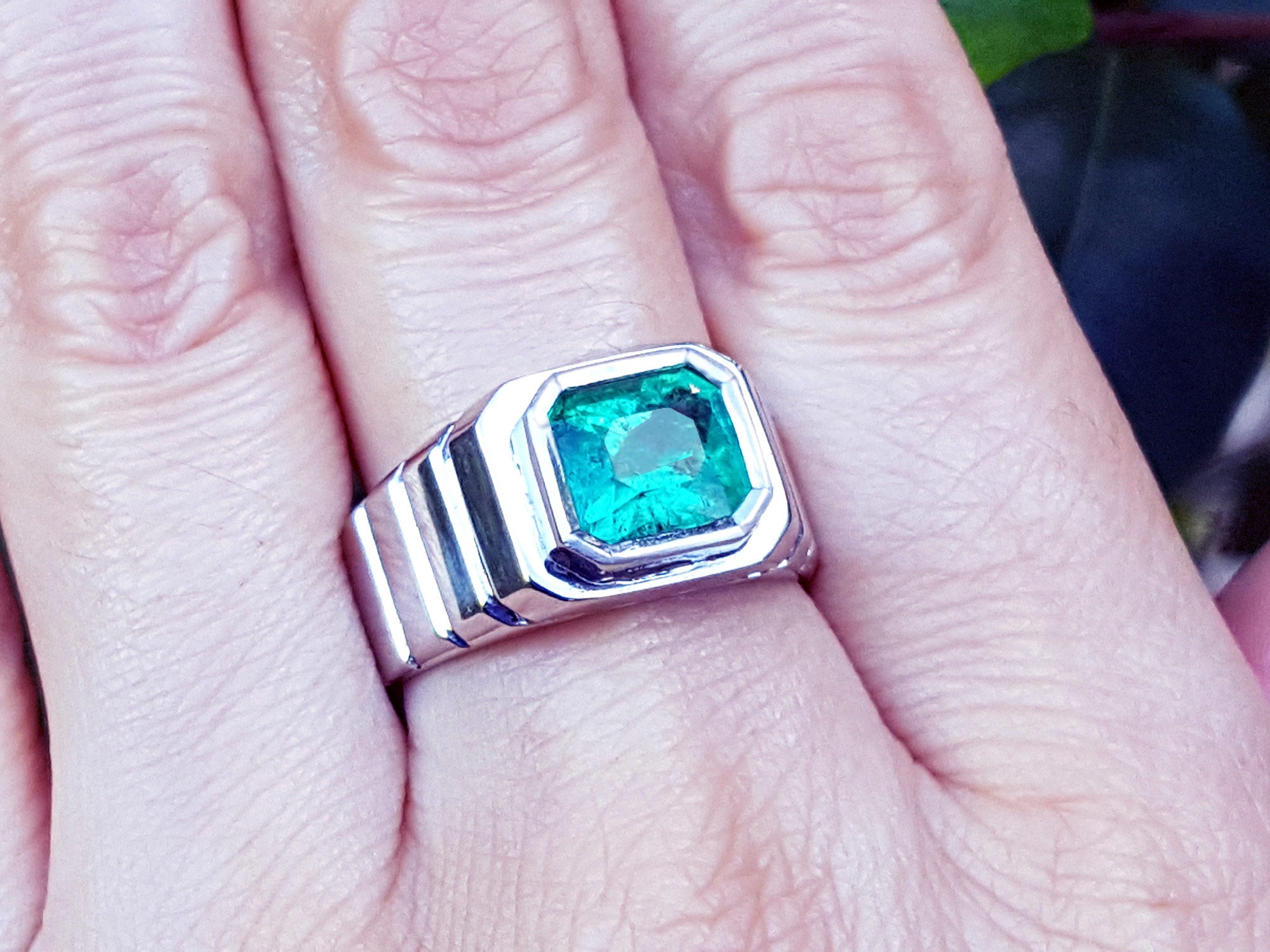 18K gold men’s emerald ring for sale
