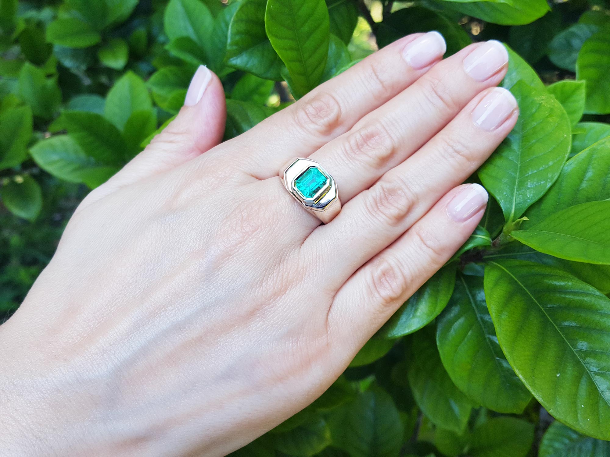 Men&#39;s Colombian emerald ring