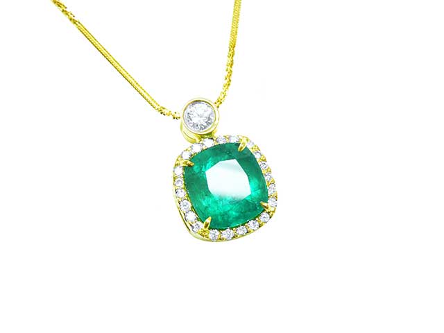 Genuine Colombian emerald necklace