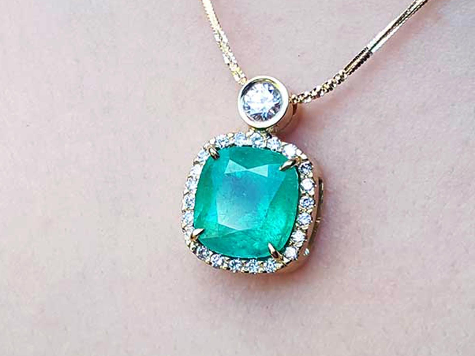 Muzo genuine emerald necklace
